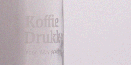 <p>Close-up van gravurelook op glas</p>